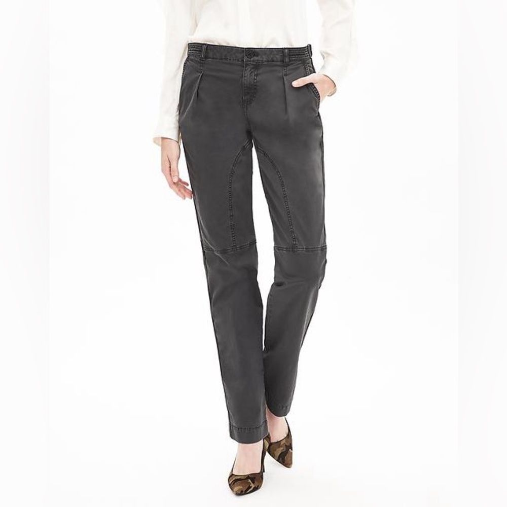 Banana Republic HERITAGE PLEATED CUFFED CHINO